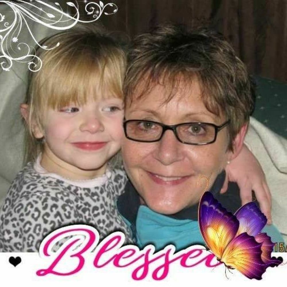 Meet your Posher, Julie